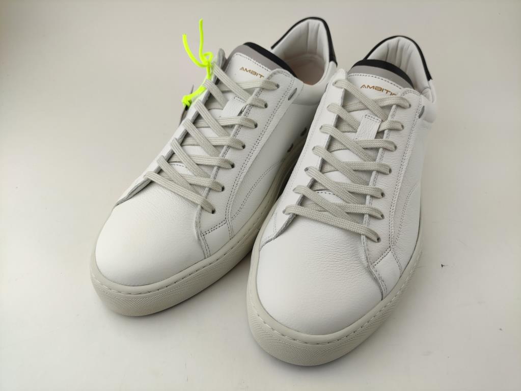 11218 WHITE BLACKX_2_P