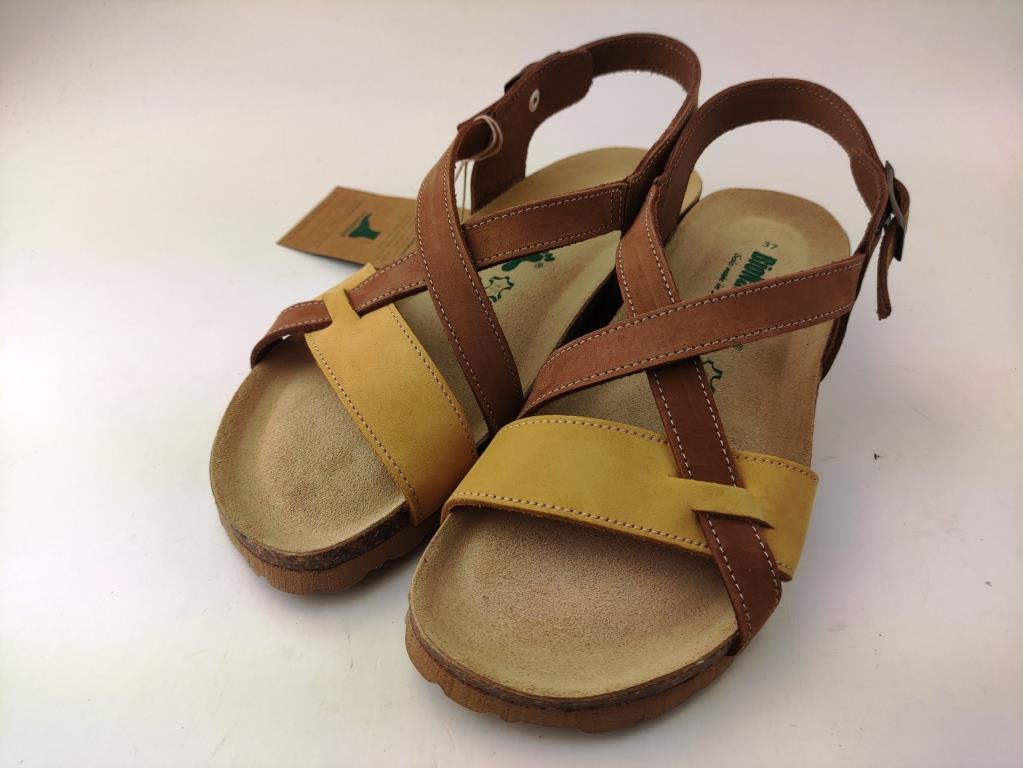 12A826  BROWN YELLX_2_D