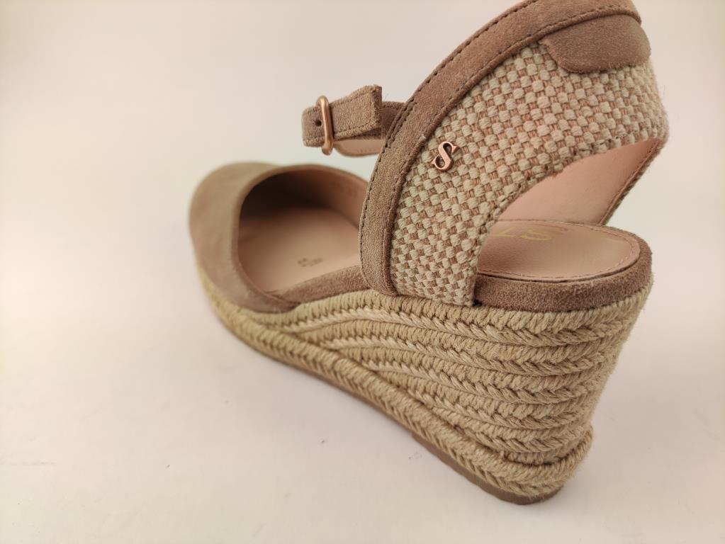 221270 TAN BROWNX_1_P