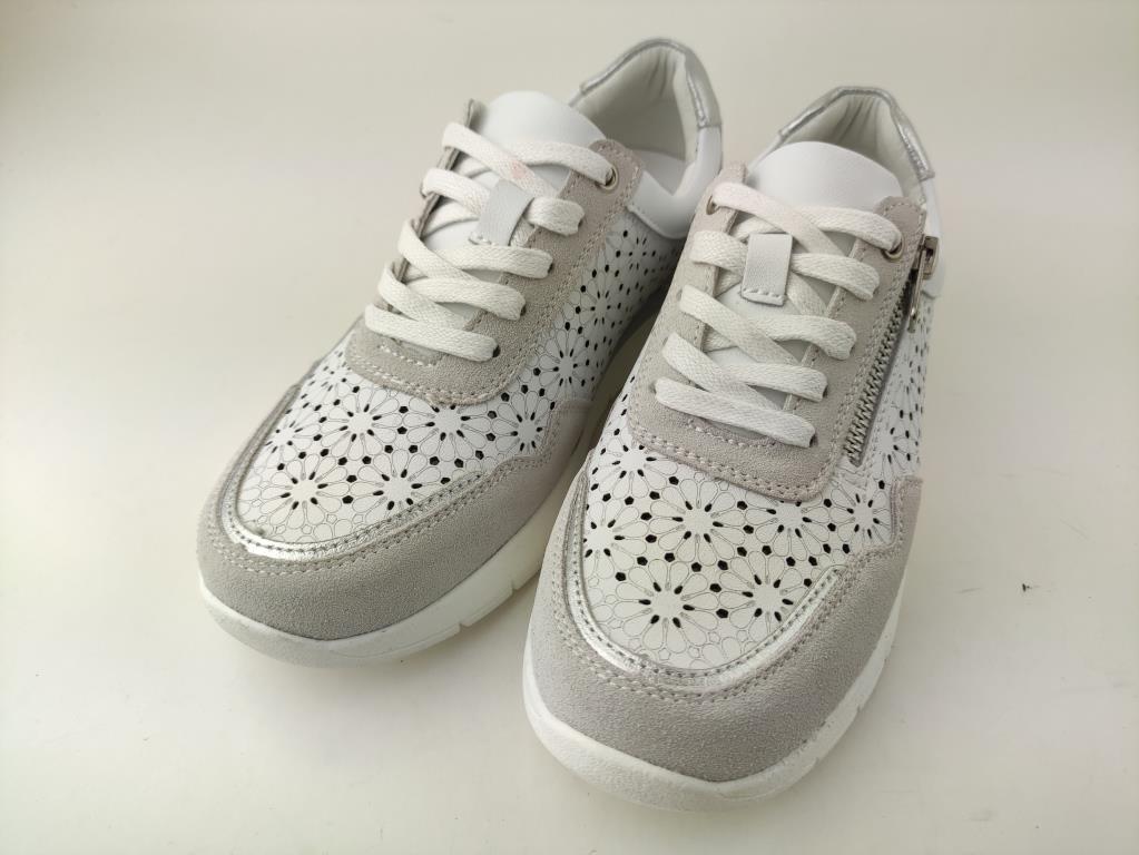 CAITLYN WHITE LT GREYX_2_P