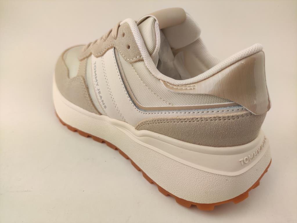 02861 YBI WHITE CLAYX_1_P