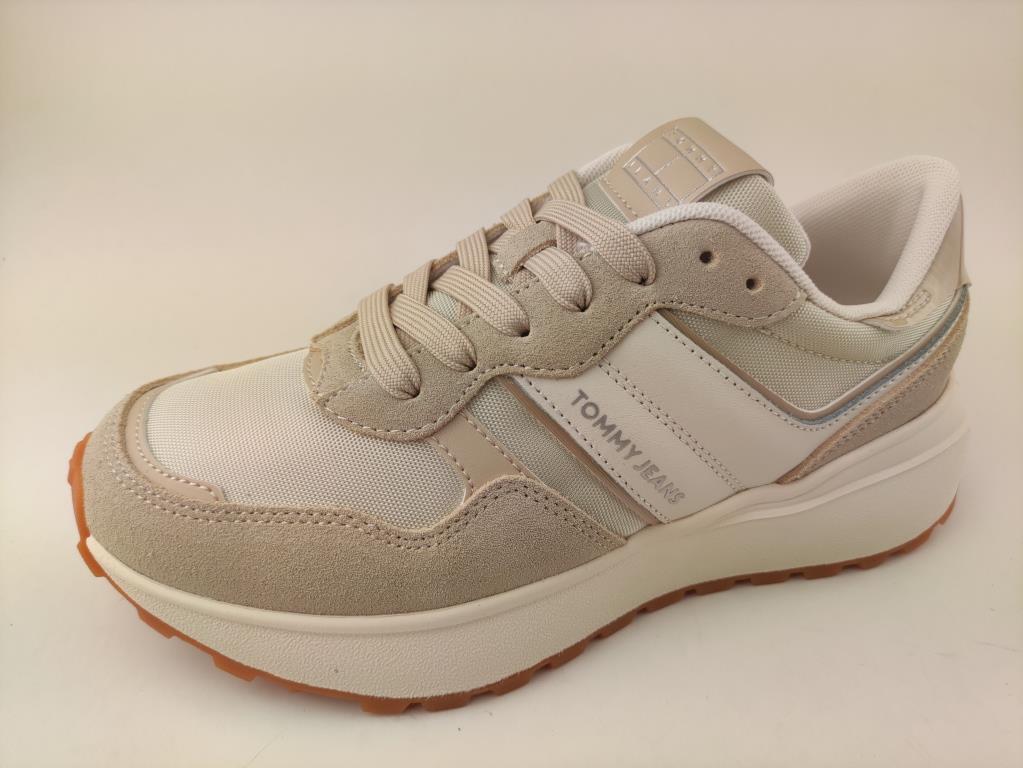 02861 YBI WHITE CLAYX