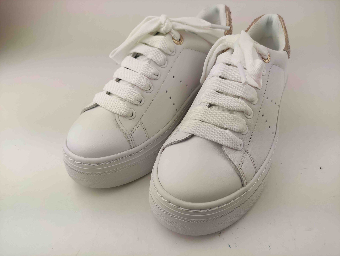 1-23755 WHITE CHAMPAGNEX_2_P