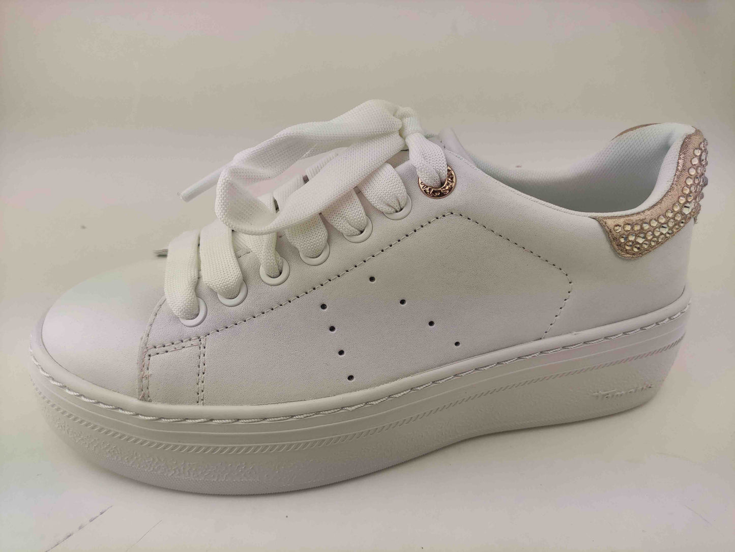 1-23755 WHITE CHAMPAGNEX