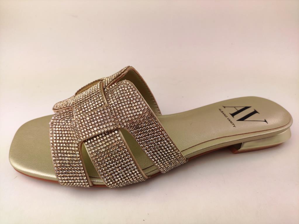 AV6811 GOLDX