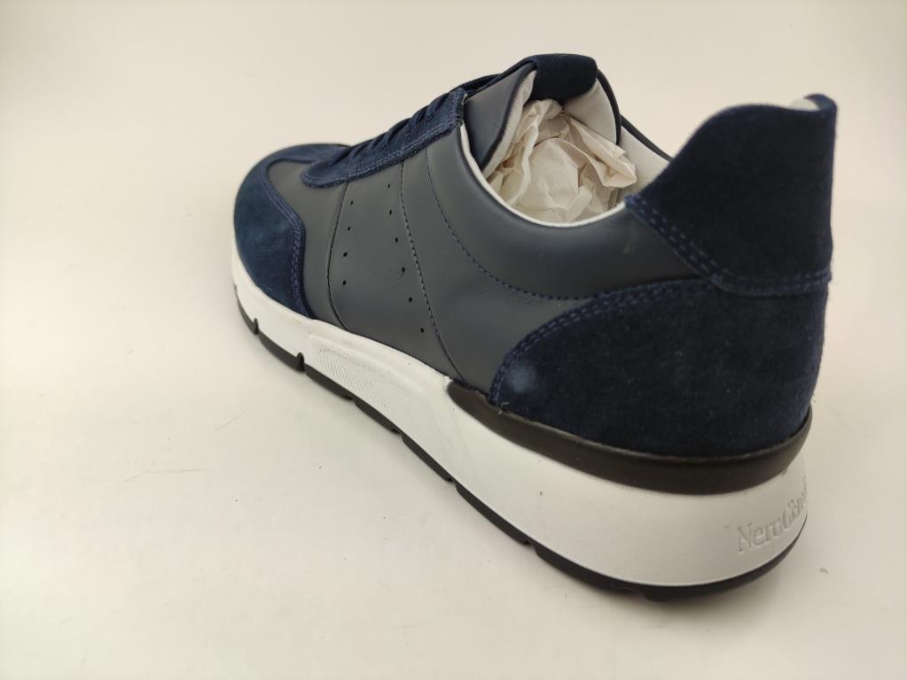 E500651U BLUX_1_P