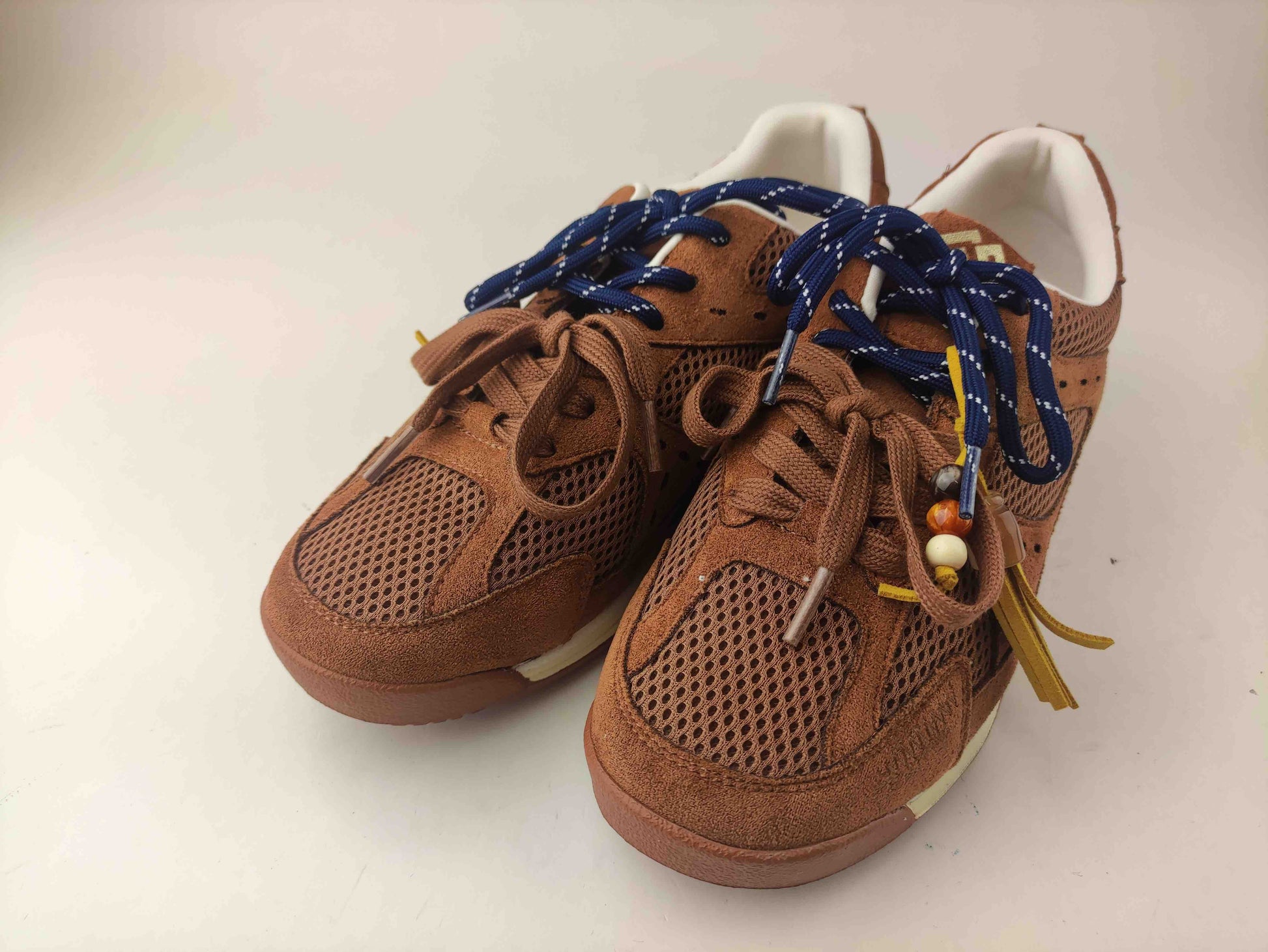 GB1055 BROWNX_2_P
