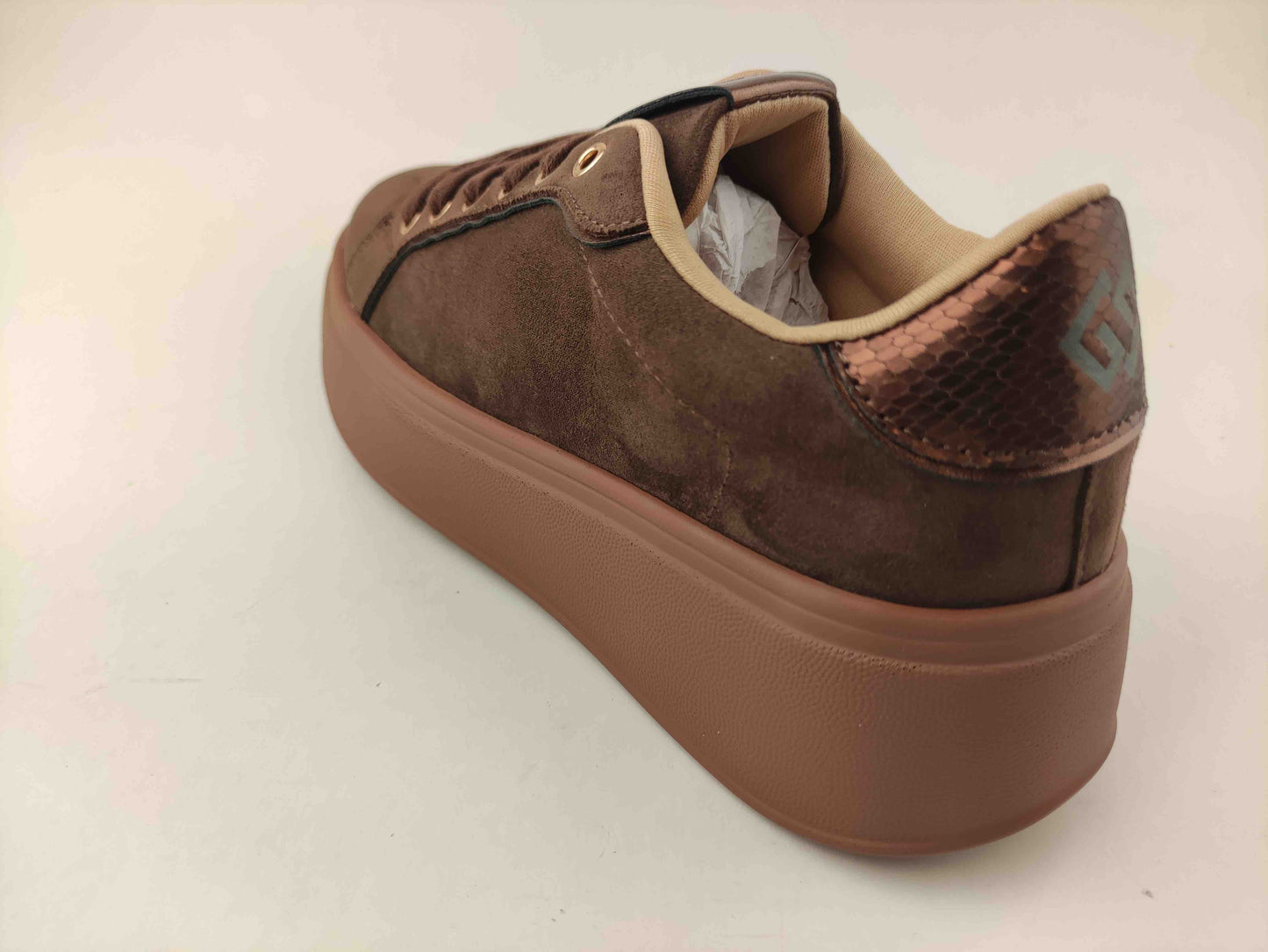 GB973 BROWNX_1_P