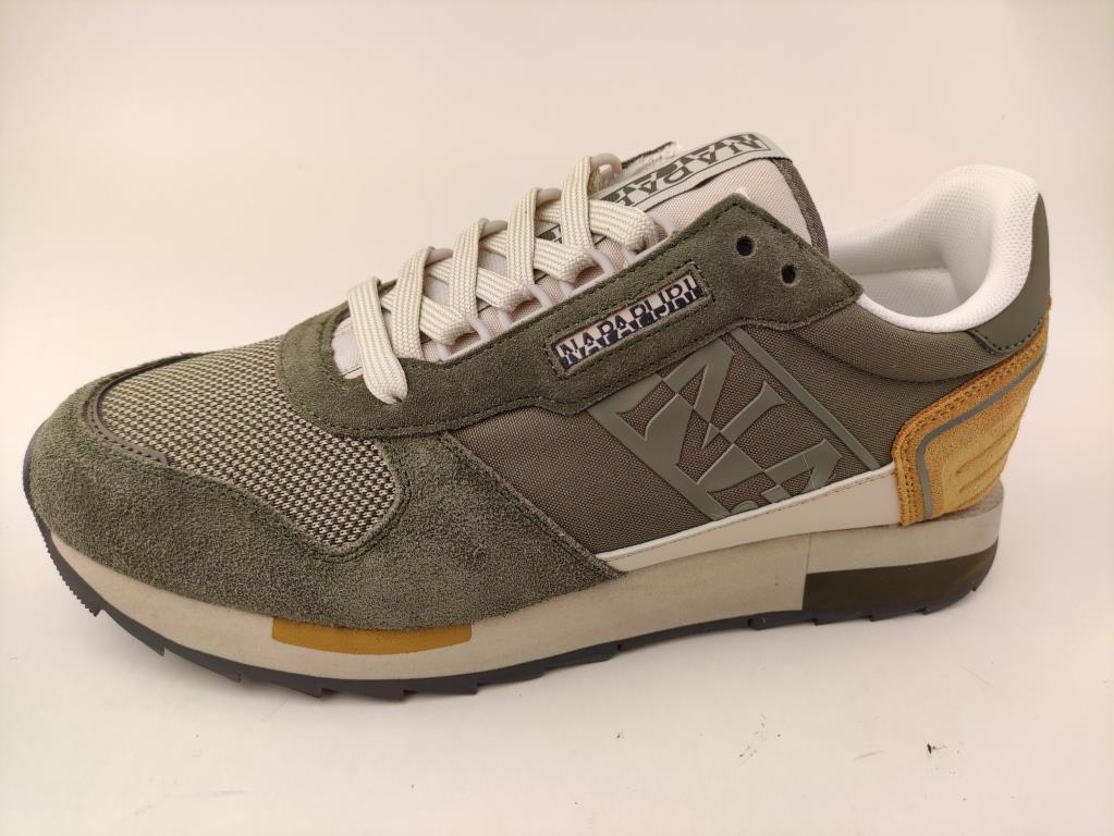 NP0A4IQH DARK OLIVE X