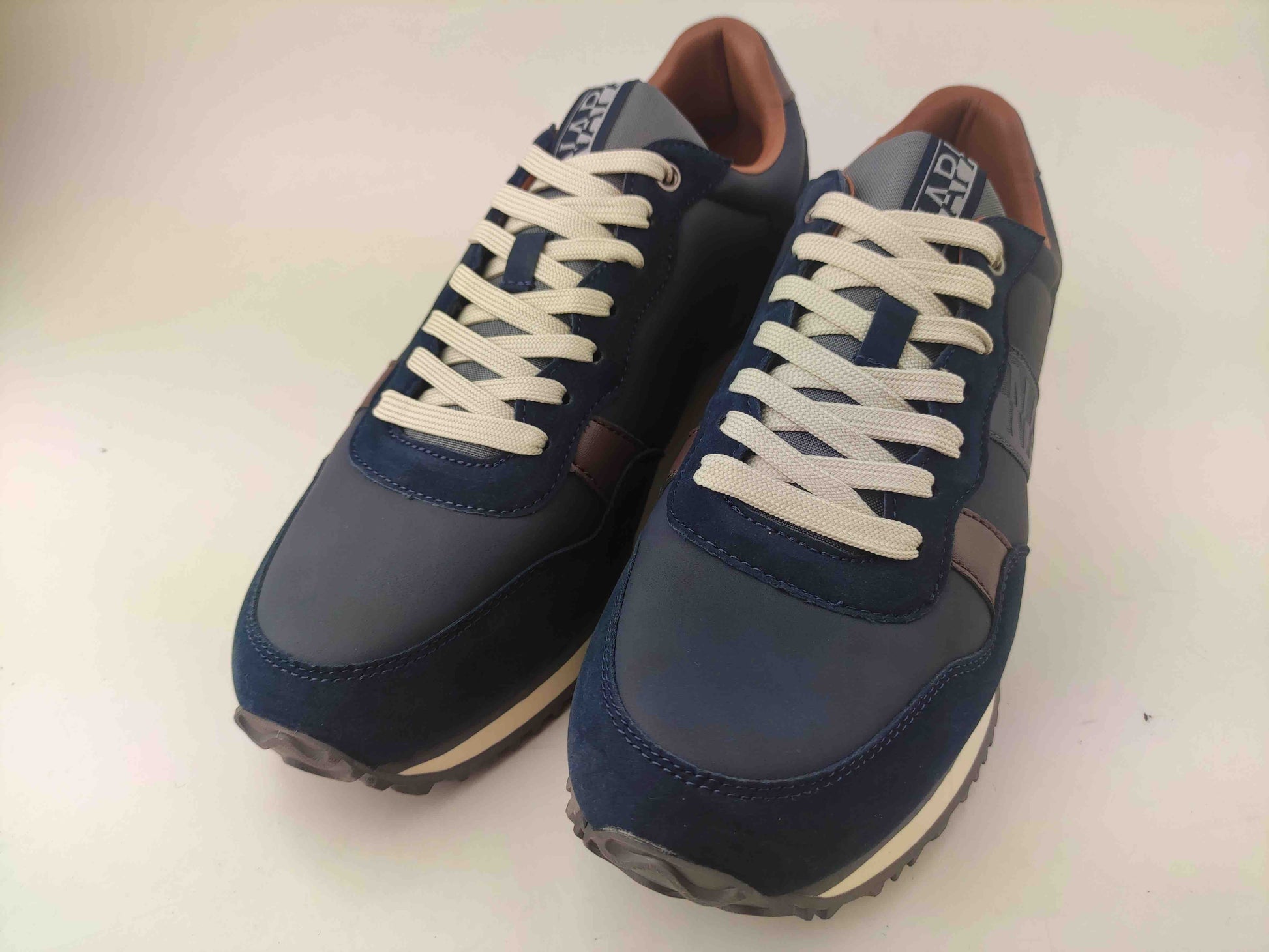 NP0A88XV NAVYX_2_P