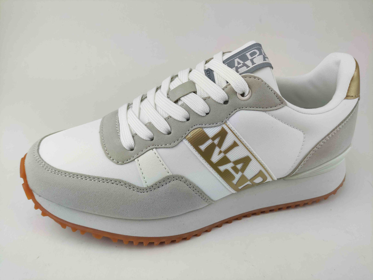 NP0A8B9O WHITE PLATINOX