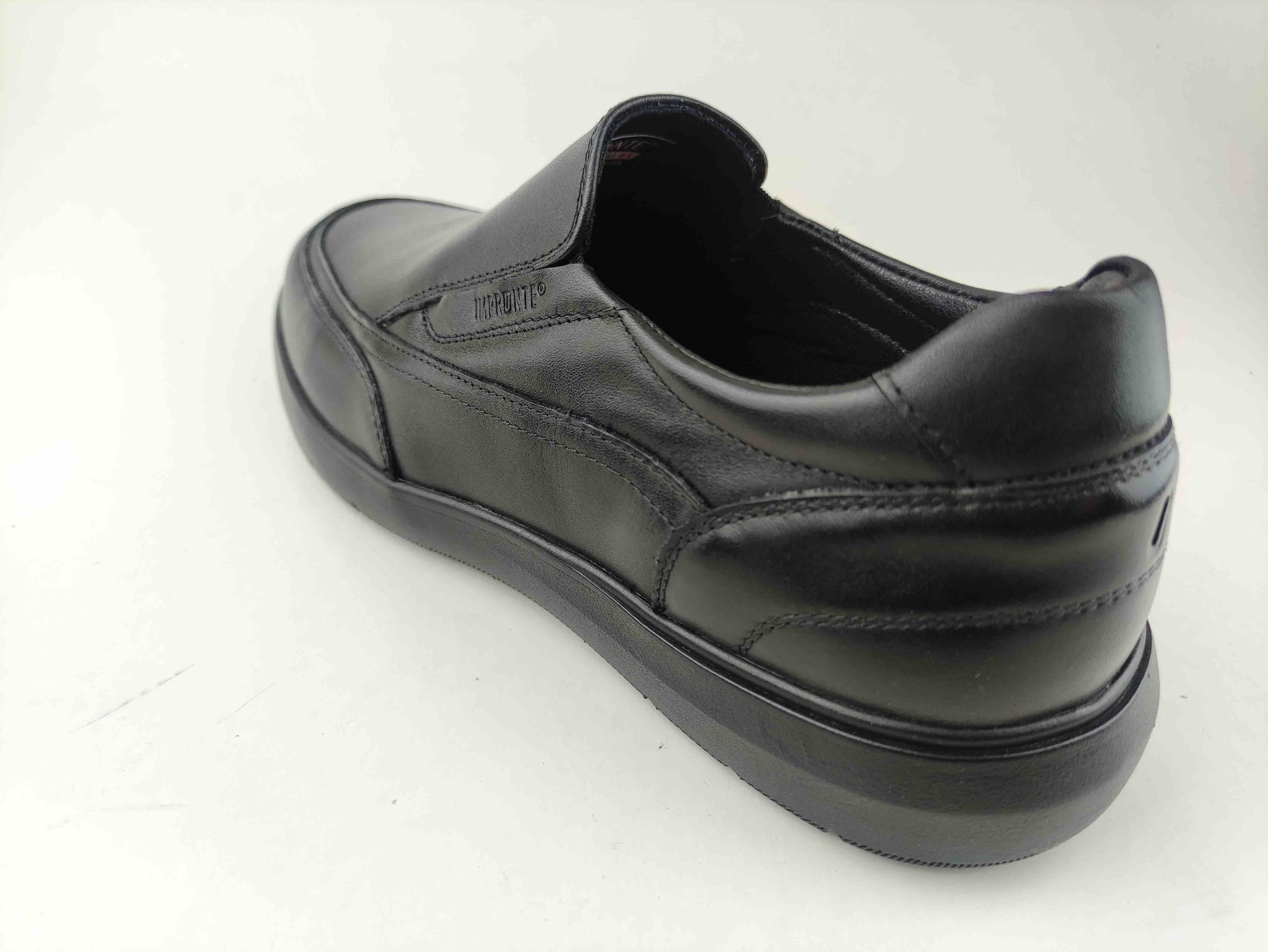 STUCKY SLIP ON BLACKX_1_P