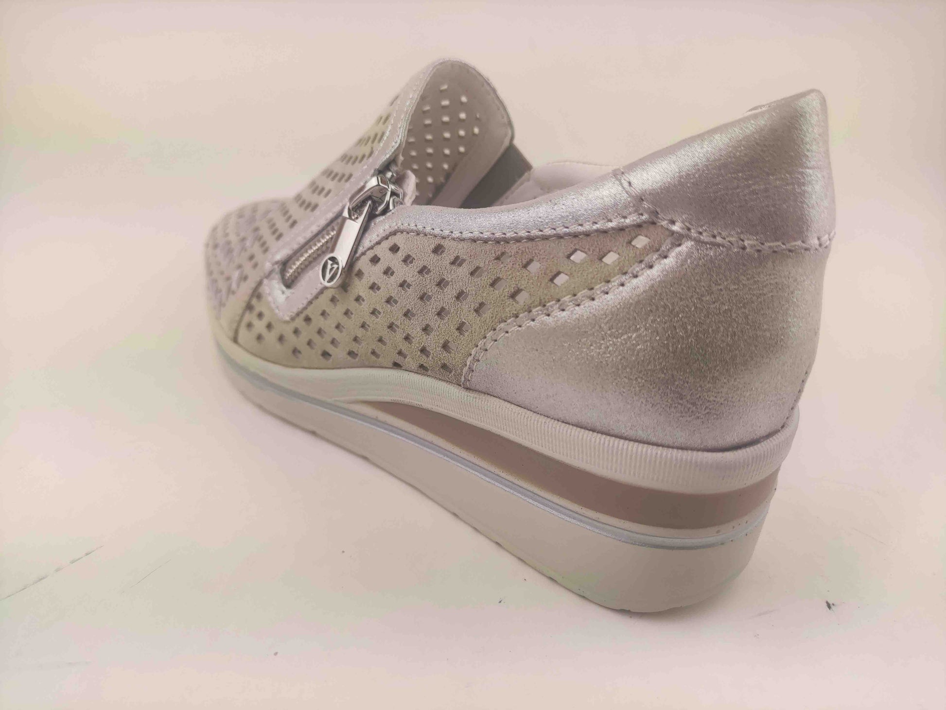 VD350W SUEDE SANDX_1_P